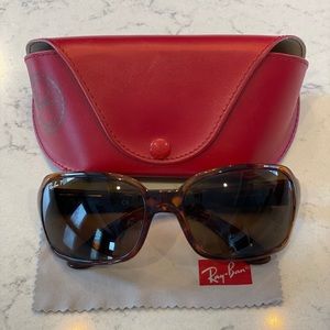 Women’s Ray Bans